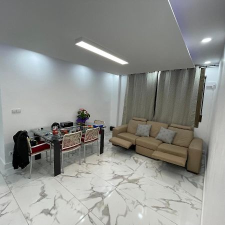 Queen Apartments Santa Coloma de Gramanet 外观 照片